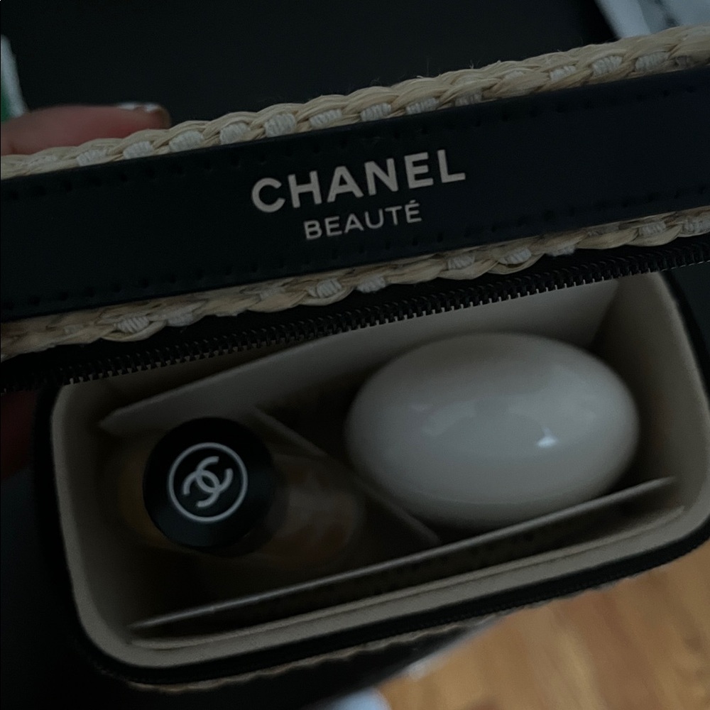 CHANEL Les Beiges Healthy Glow Summer Essentials - Picture 4 of 4